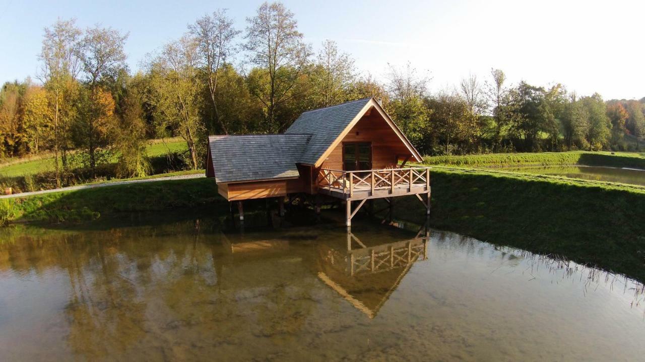 Aqualodge Hotel Insolite Ermeton-sur-Biert Dış mekan fotoğraf