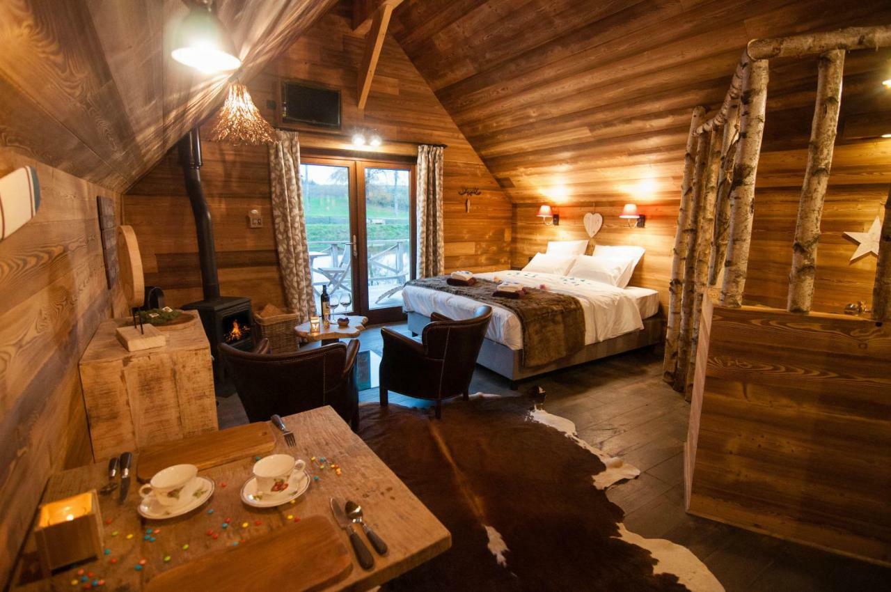 Aqualodge Hotel Insolite Ermeton-sur-Biert Dış mekan fotoğraf