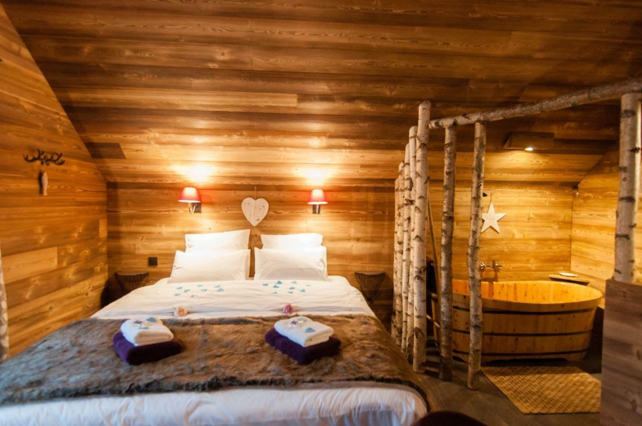 Aqualodge Hotel Insolite Ermeton-sur-Biert Dış mekan fotoğraf